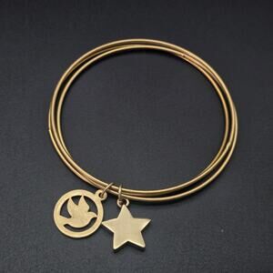 Jessica Simpson Star Dove Bird Charm Bracelet Bangle Gold Tone